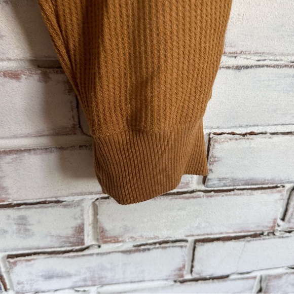 Aerie waffle joggers with pockets sizes medium - Picture 7 of 7